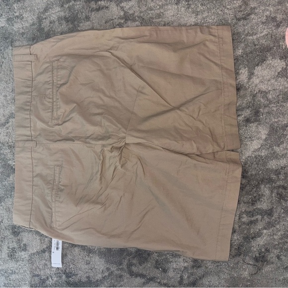 Old Navy Bermuda women’s chino shorts navy and khaki size 12 NWT - Picture 3 of 4